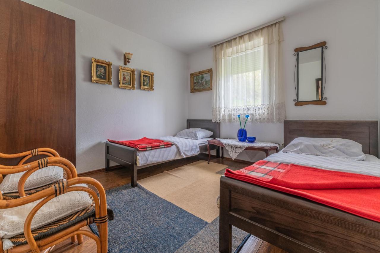 Frile Apartments Niksic ภายนอก รูปภาพ