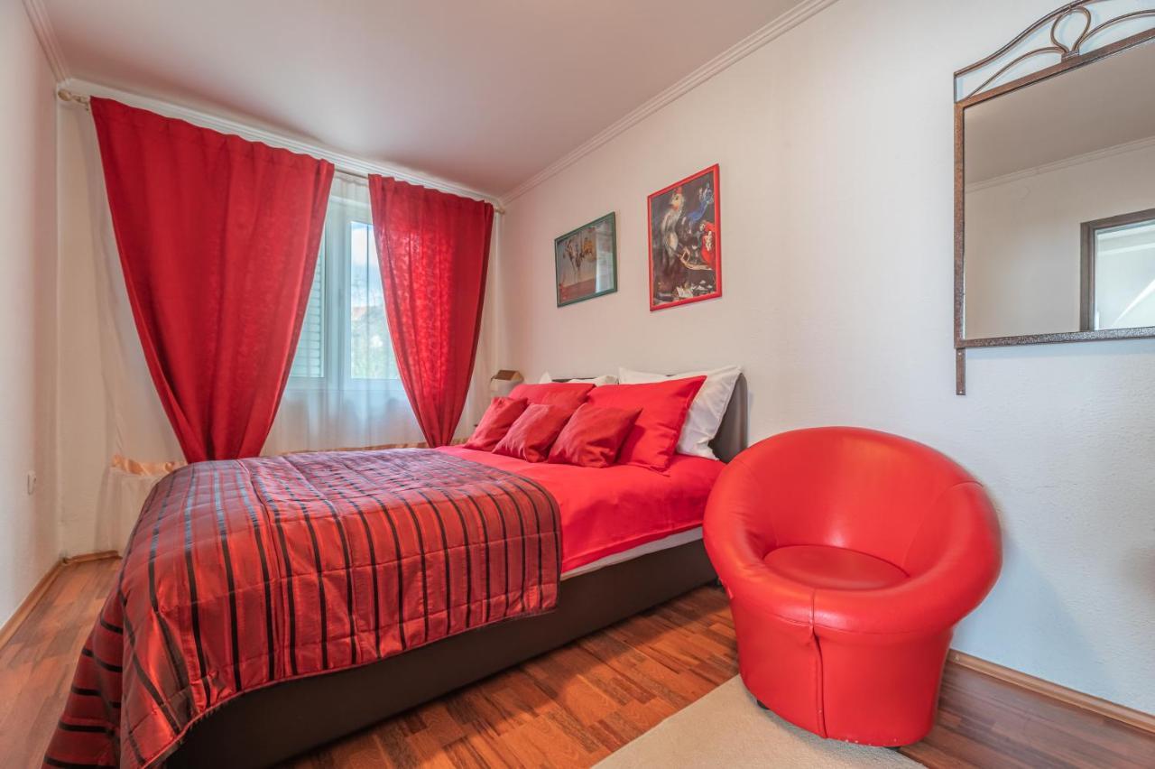 Frile Apartments Niksic ภายนอก รูปภาพ